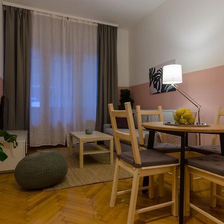 Studio Next To Kiraly Street Kd11 Lägenhet Budapest Exteriör bild