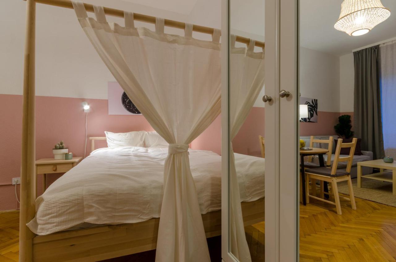 Studio Next To Kiraly Street Kd11 Lägenhet Budapest Exteriör bild