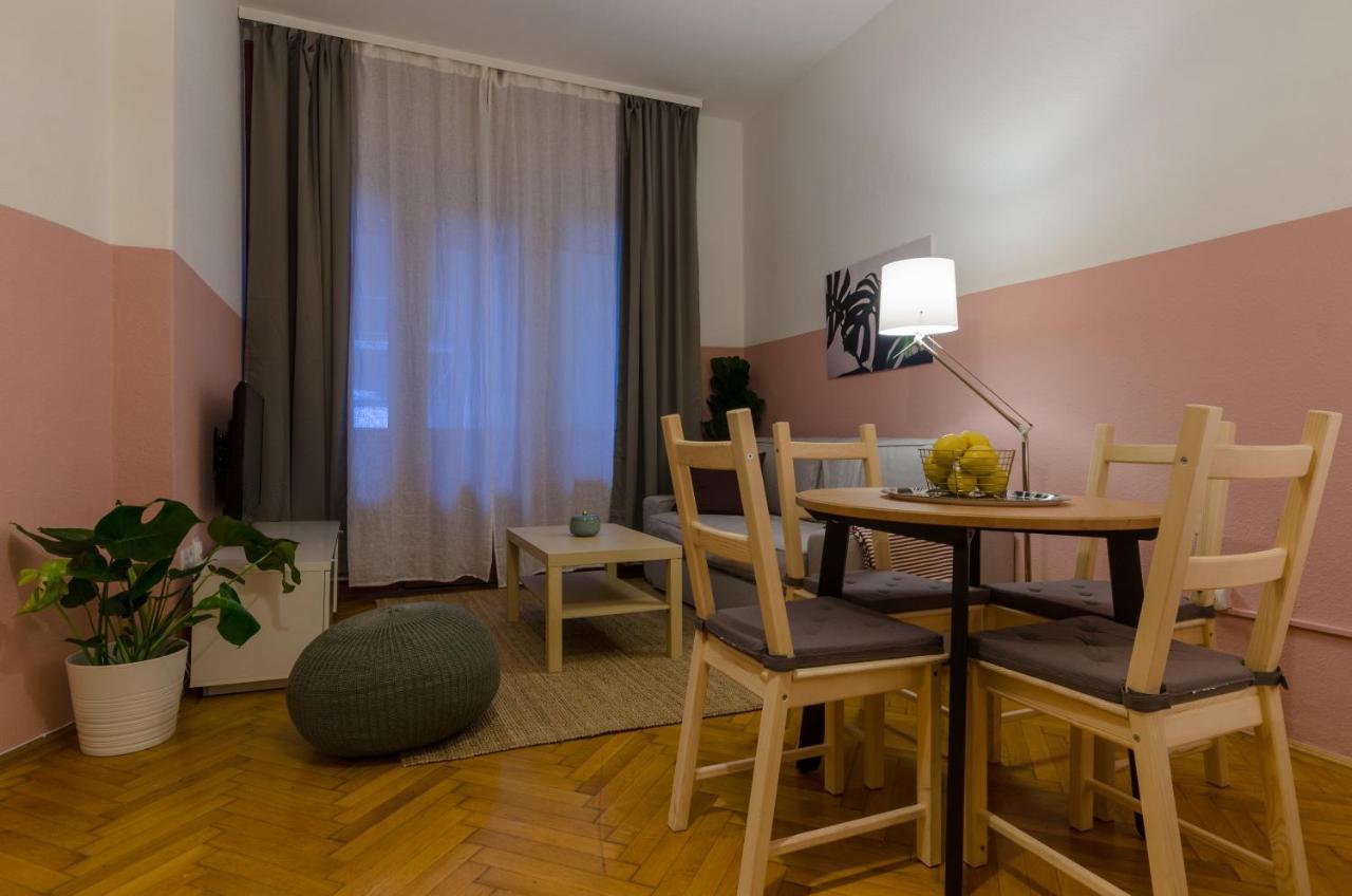 Studio Next To Kiraly Street Kd11 Lägenhet Budapest Exteriör bild